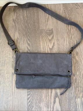 Women's Fold-Over Leather Crossbody Bag in Gray